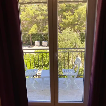 Ivana Apartamento *